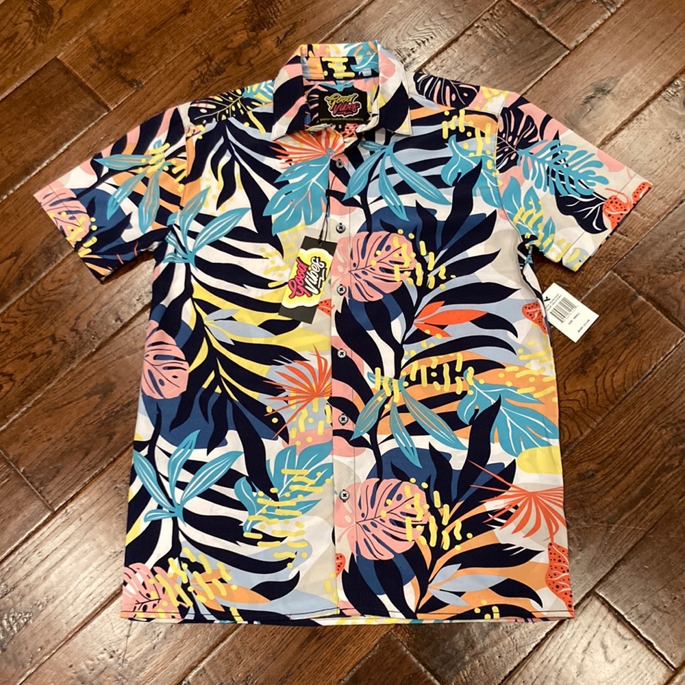 Men’s Good Vibes Tropical Flower Button Front Shirt Size Small NEW